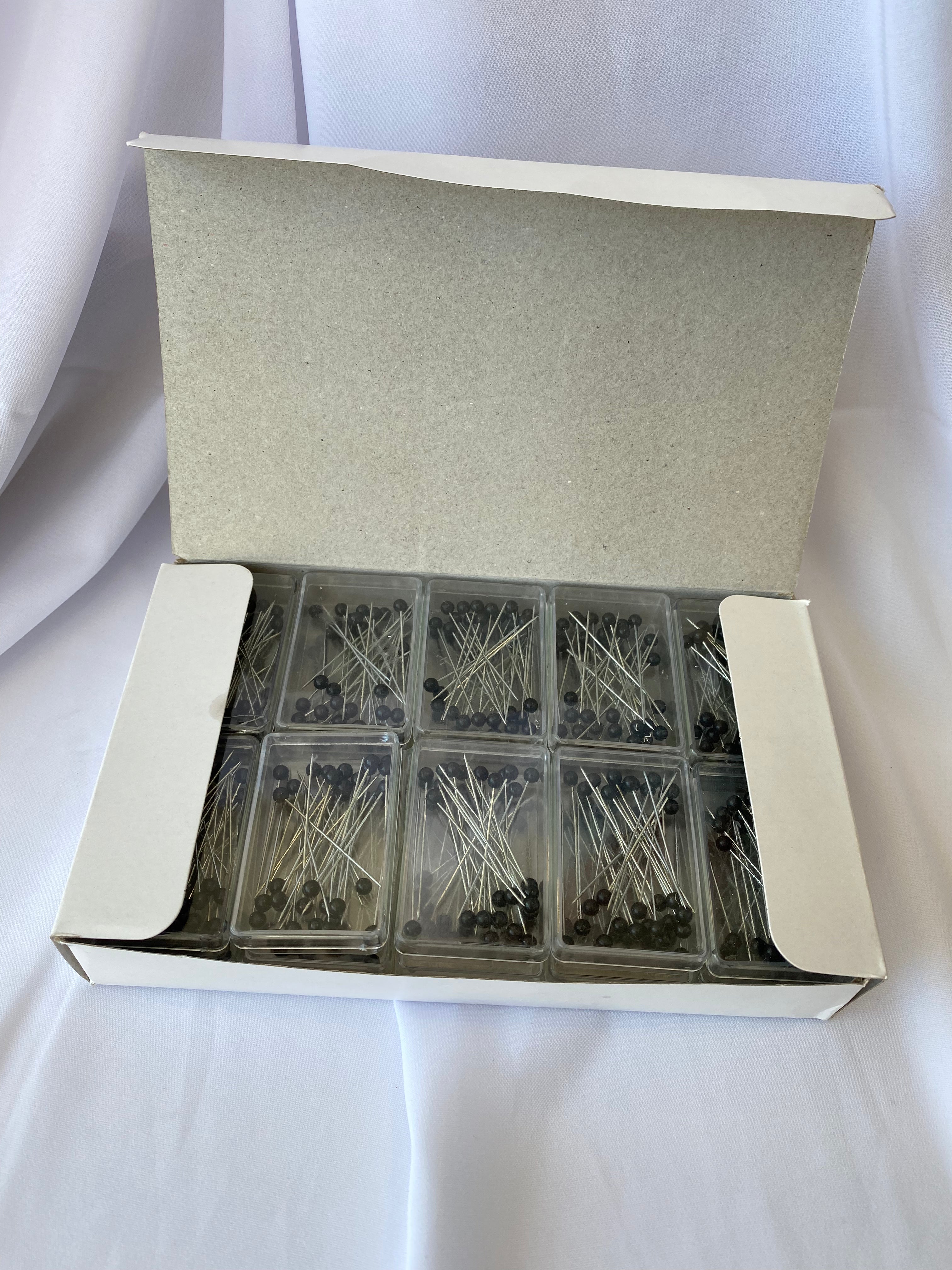 HIJAB NEEDLE BOX